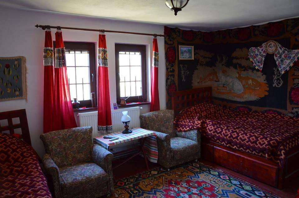 Cottage Poe Poienari Екстер'єр фото