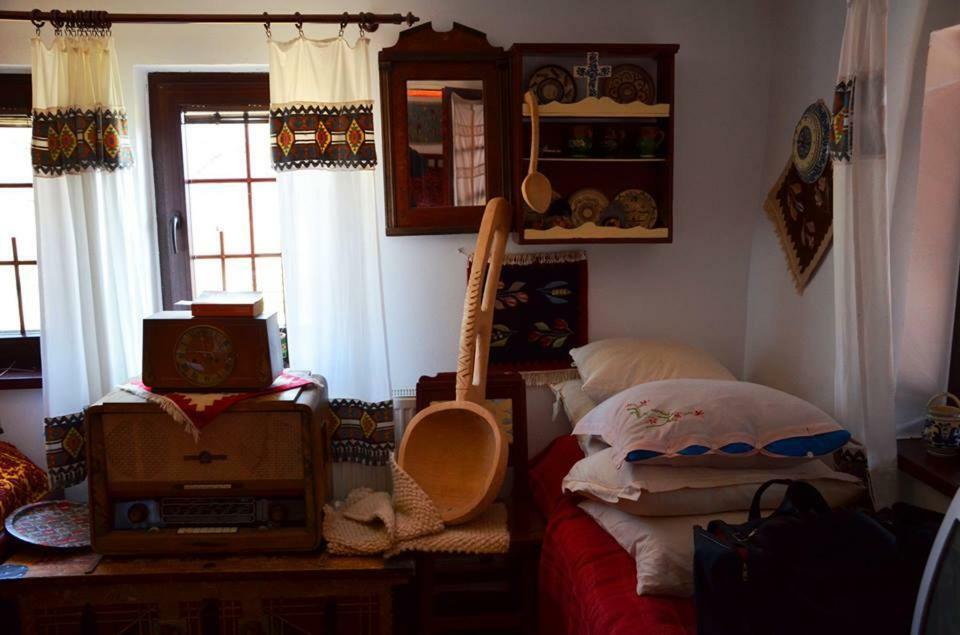 Cottage Poe Poienari Екстер'єр фото